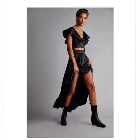 Pretty Daze Silky Skirt in Black Free People Size XL - Picture 3 of 7